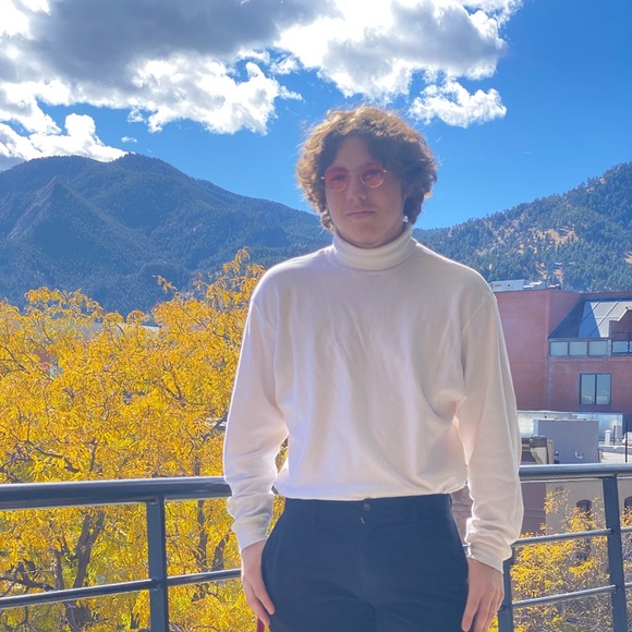 Meet your Posher, Erik - Picture 1 of 1